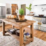 Great Ideas For Decorating Your Cabin Kitchen